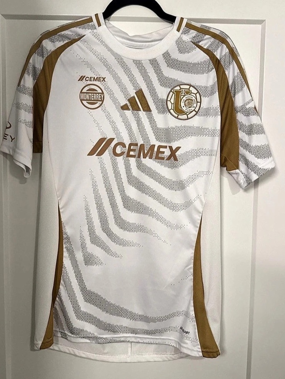 adidas Tigres UANL 2024/25 Third Jersey White & Gold Medium